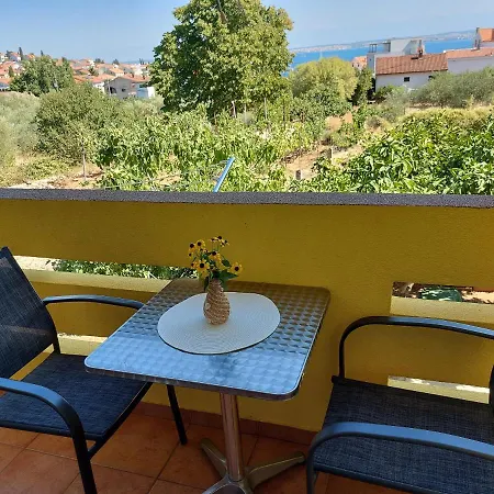 Mediterranean Gardens Affittacamere 3*